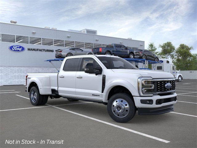 2026 Ford F-450 Platinum photo 7