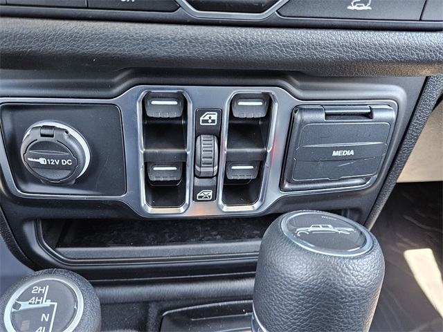 2025 Jeep Gladiator Sport S photo 20