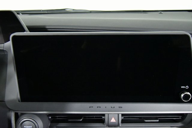 2026 Toyota Prius Plug-in Hybrid XSE photo 3