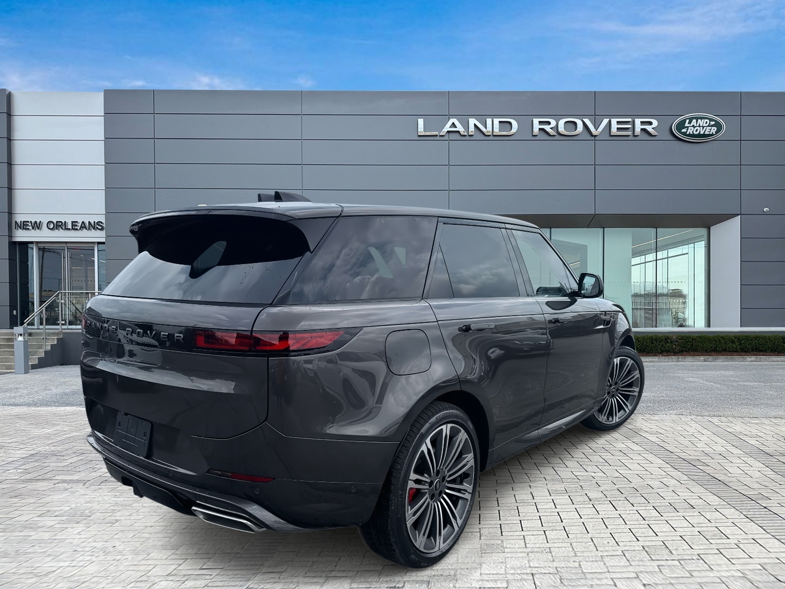 2025 Land Rover Range Rover Sport SE photo 4