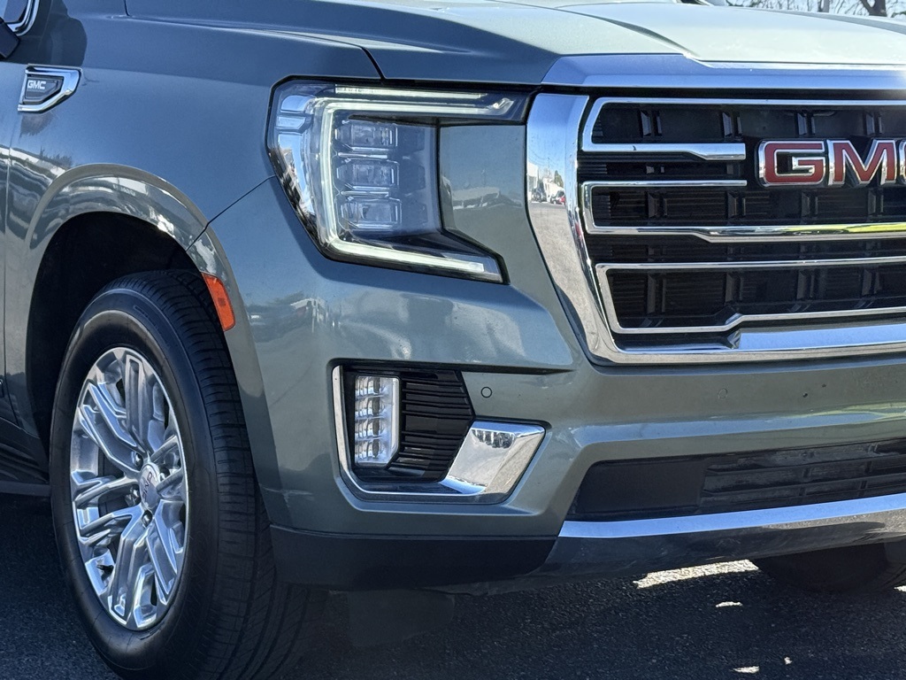 2023 Gmc Yukon SLT photo 2