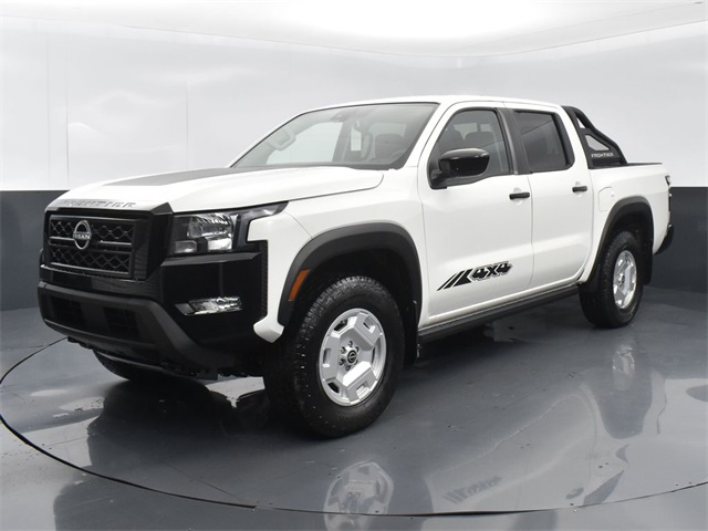 2024 Nissan Frontier SV's photo