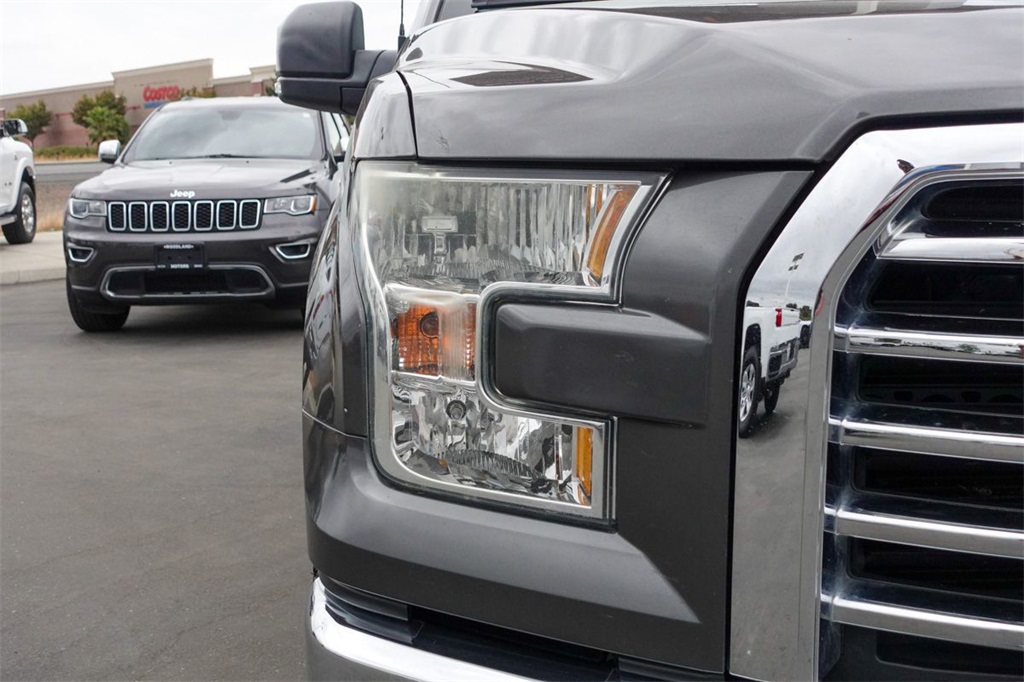 2016 Ford F-150 XLT photo 4