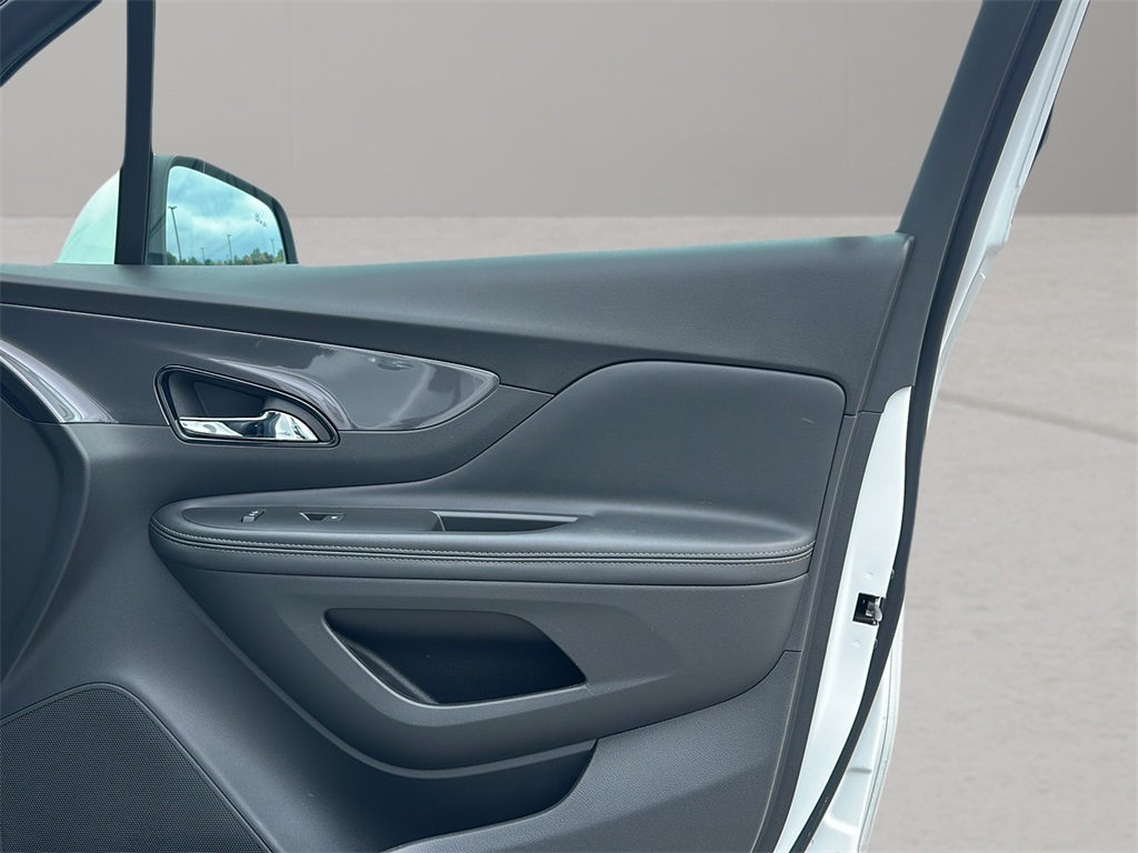 2022 Buick Encore Preferred photo 24