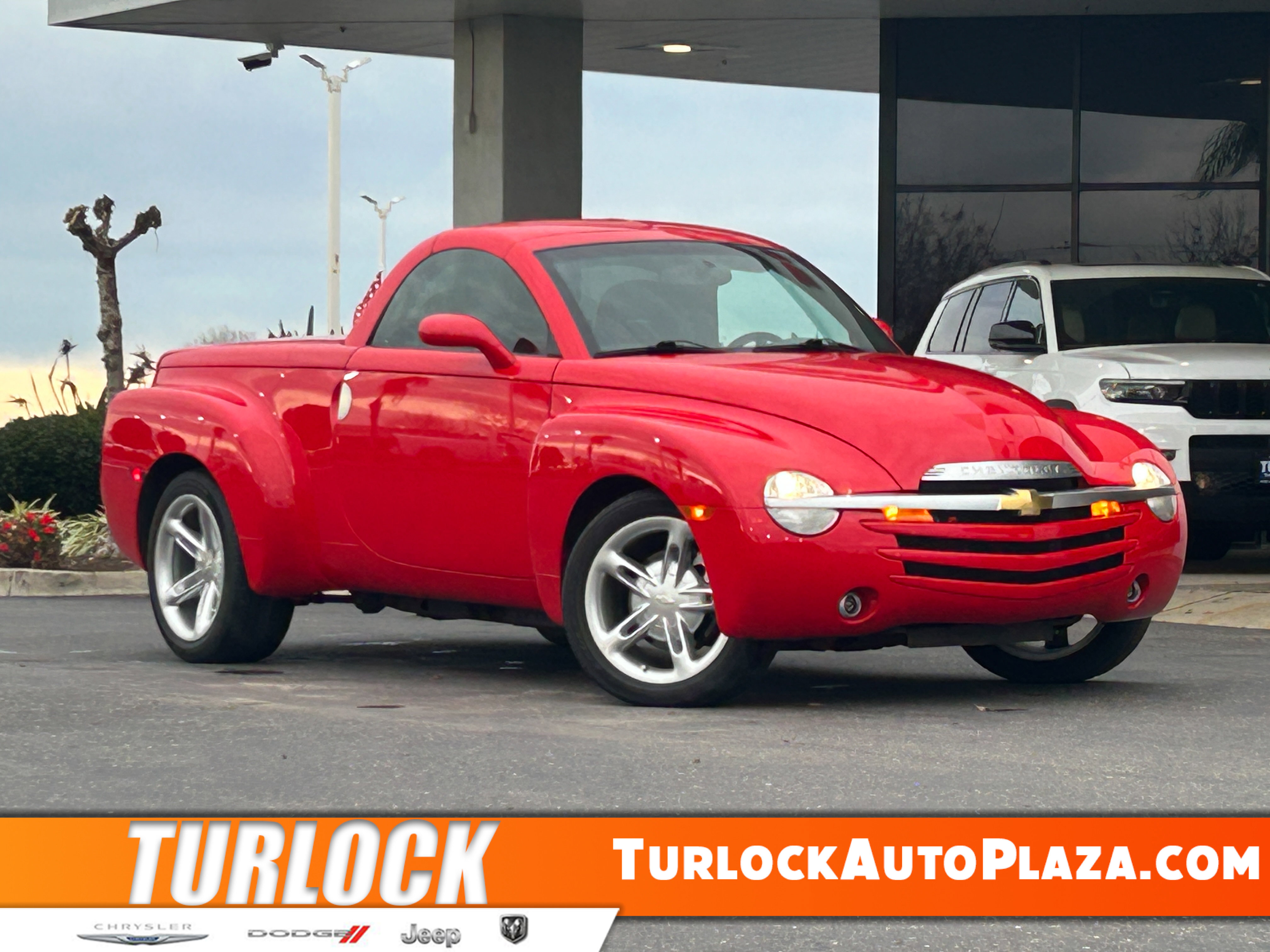 2003 Chevrolet SSR LS's photo