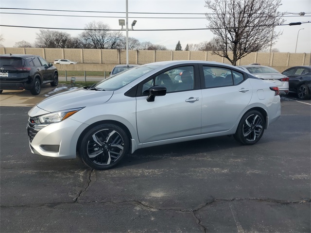 Used 2025 Nissan Versa Sedan SR with VIN 3N1CN8FV2SL846798 for sale in South Holland, IL