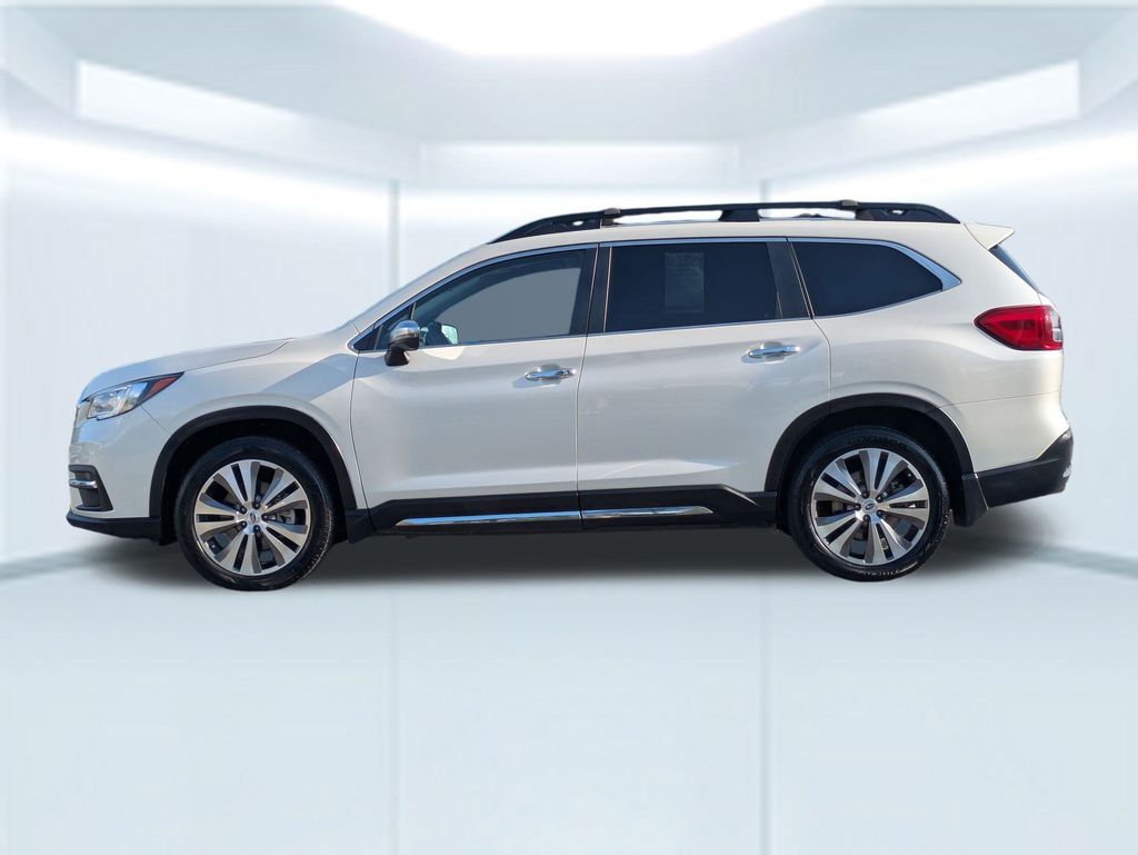 2022 Subaru Ascent Touring photo 2