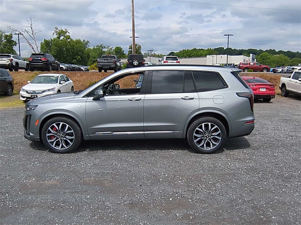 2023 Cadillac XT6 Sport photo 6