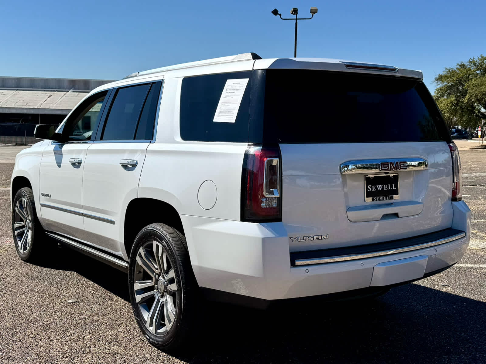 2018 Gmc Yukon Denali photo 3