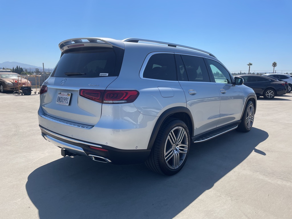 2022 Mercedes Benz GLS 450 4MATIC photo 3