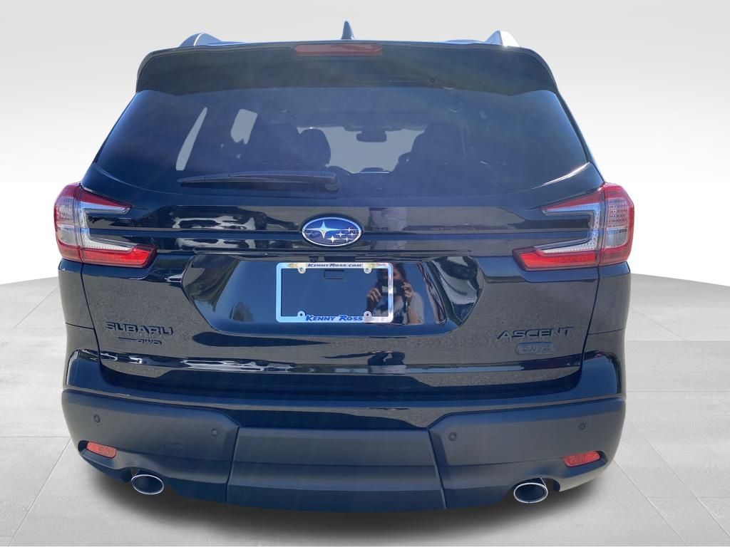 2025 Subaru Ascent Onyx Edition Touring photo 4
