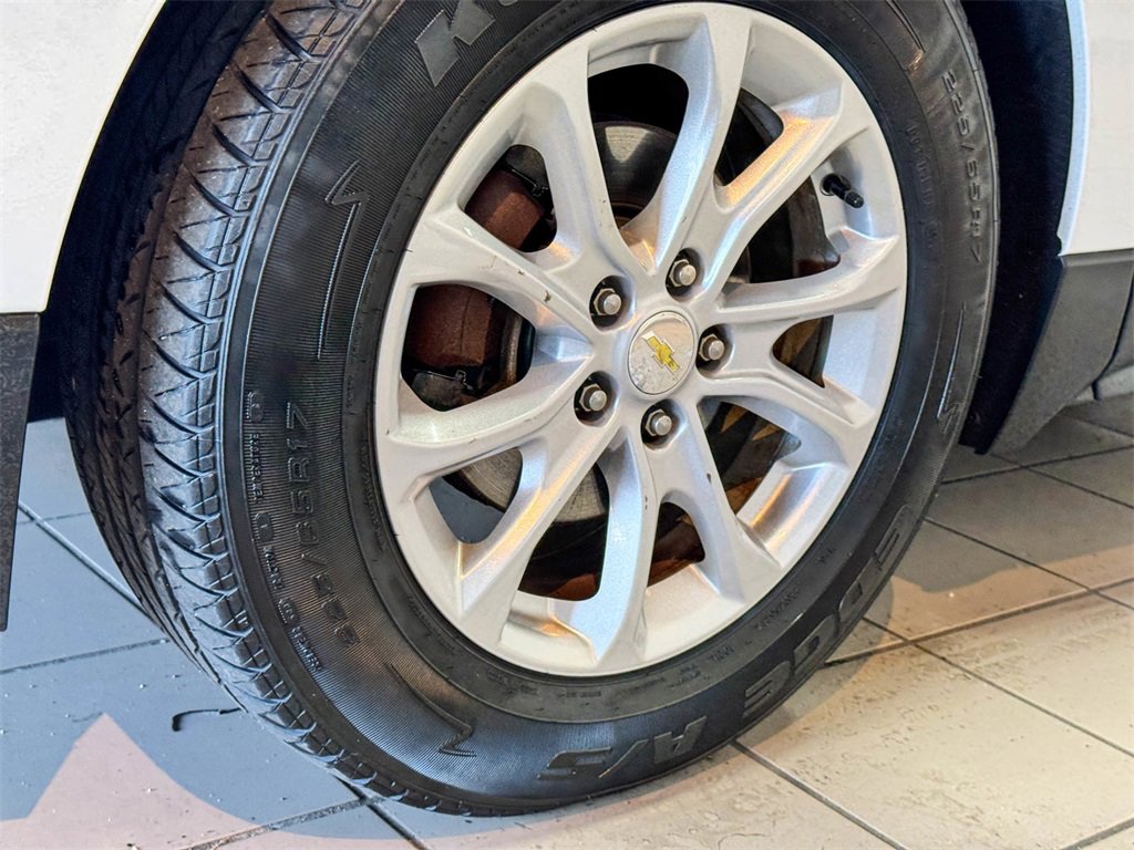 2019 Chevrolet Equinox LS photo 11