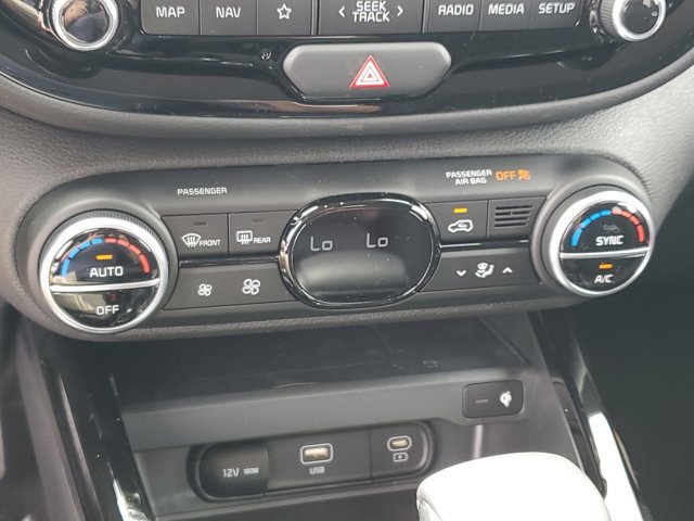2024 Kia Soul GT-Line photo 27