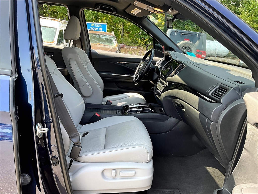 2019 Honda Passport Elite photo 13