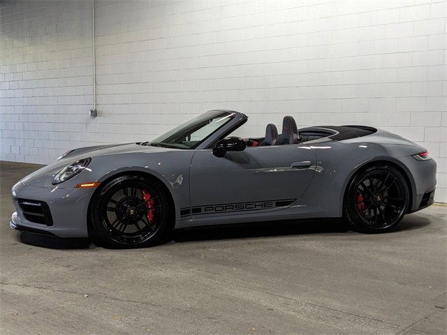 2024 Porsche 911 GTS photo 2
