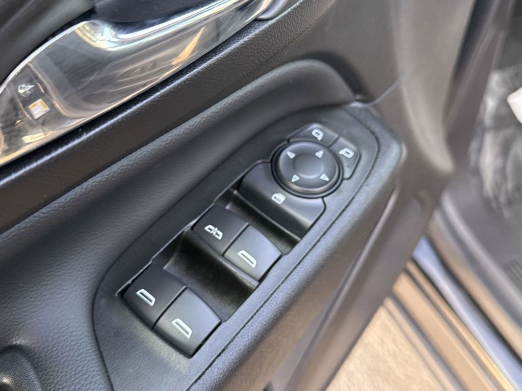 2024 Chevrolet Equinox LT photo 12