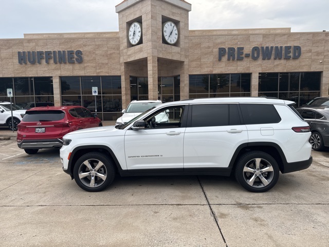 2021 Jeep Grand Cherokee Limited photo 2