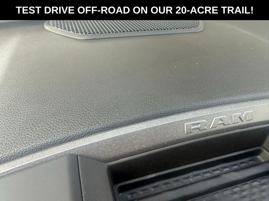 2026 Ram 2500 Tradesman photo 11