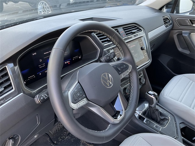 2024 Volkswagen Tiguan S photo 11