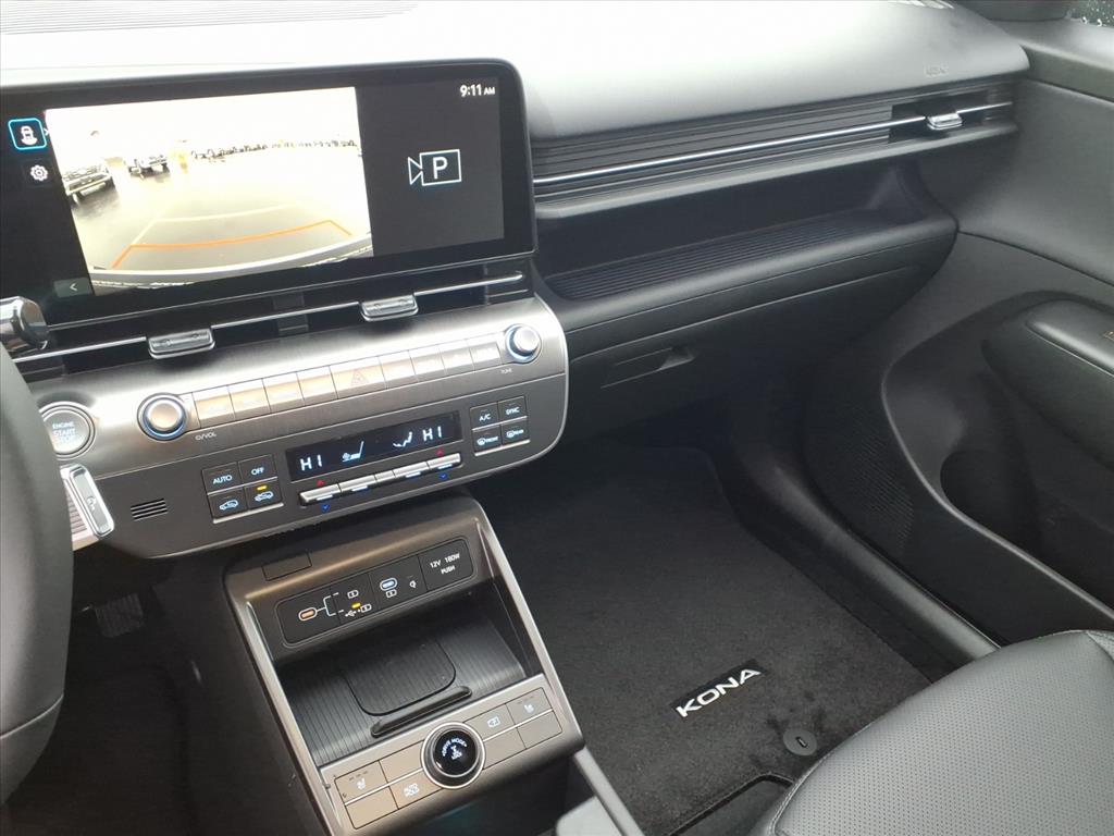 2026 Hyundai Kona SEL photo 4