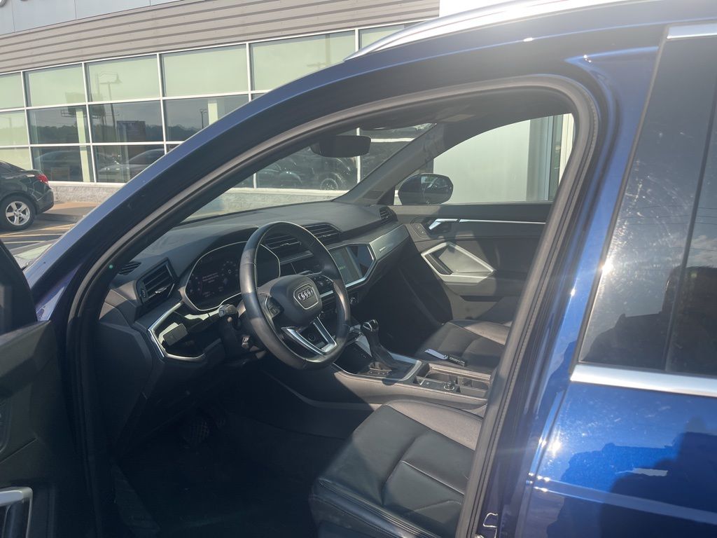 2021 Audi Q3 Premium S line photo 21