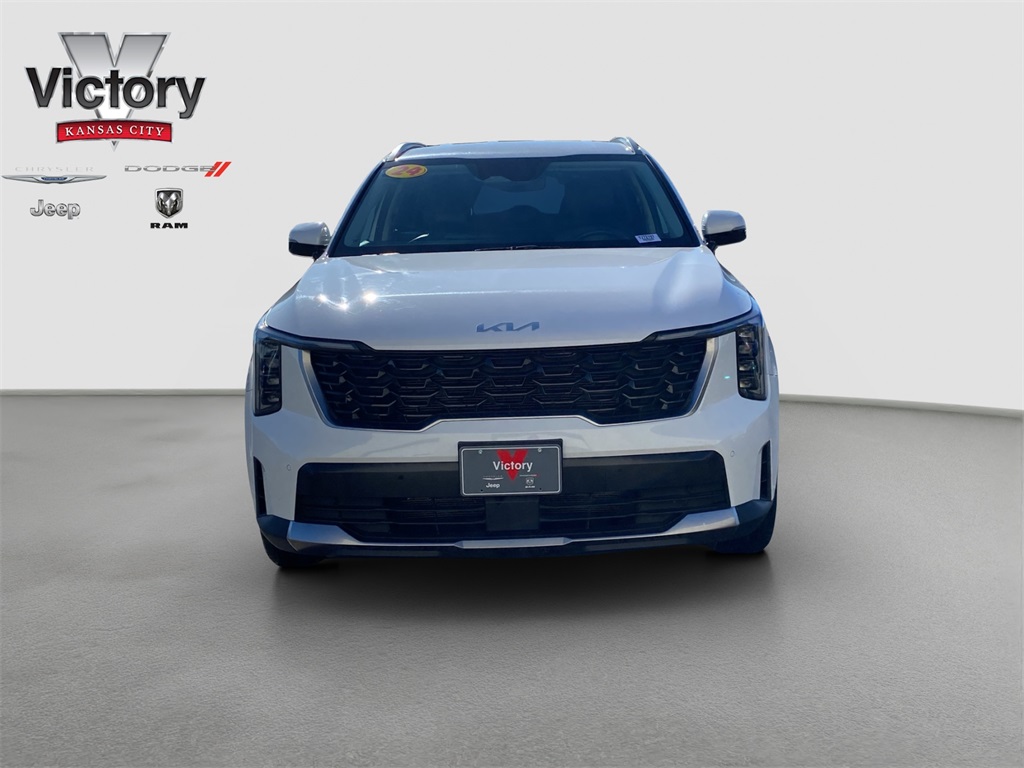 Used 2024 Kia Sorento S with VIN 5XYRLDJC2RG272197 for sale in Kansas City