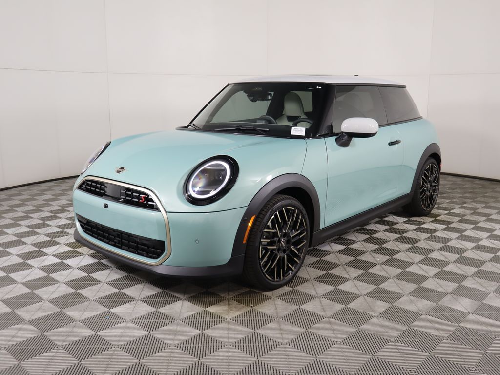 2026 MINI Hardtop 2 Door S's photo