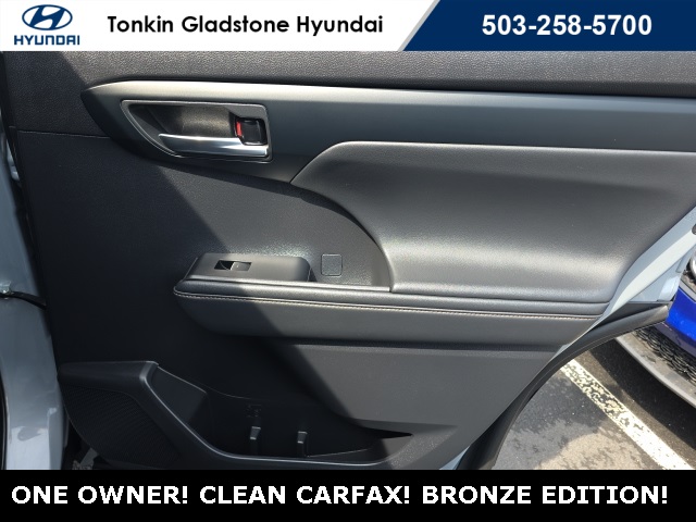 2022 Toyota Highlander Hybrid Bronze Edition photo 20