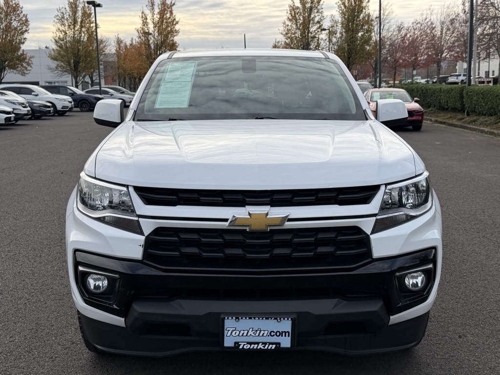 2022 Chevrolet Colorado LT photo 2