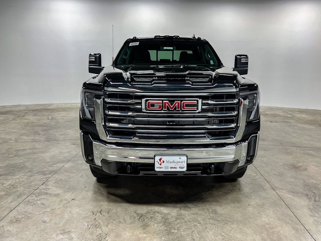 New 2024 GMC Sierra 2500 HD SLT Crew Cab in Chippewa Falls 241304