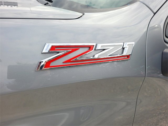 2024 Chevrolet Silverado 1500 RST photo 4