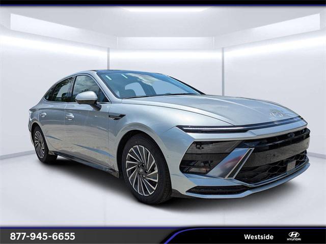 2025 Hyundai Sonata Hybrid