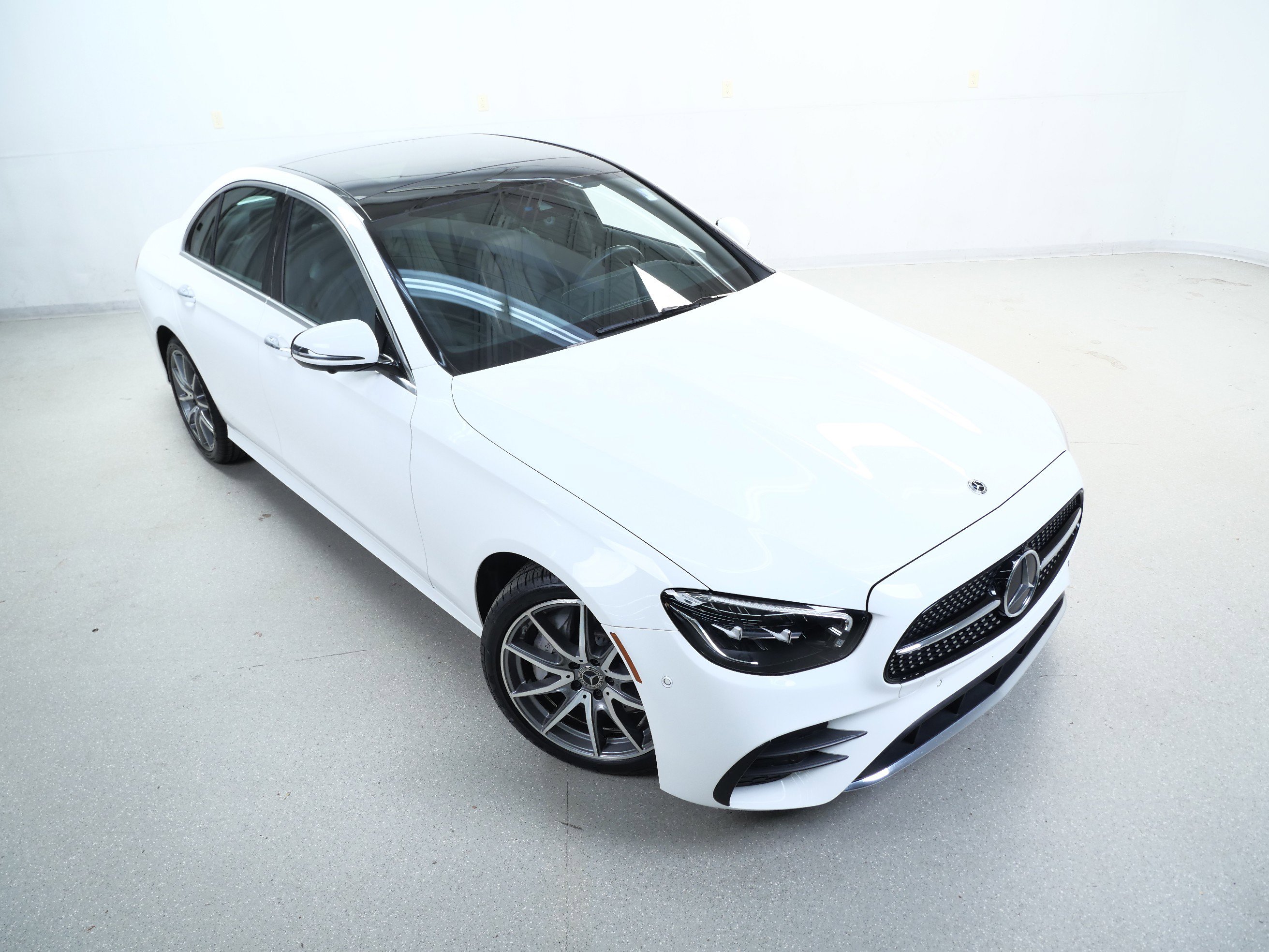 2023 Mercedes Benz E 350 4MATIC photo 3