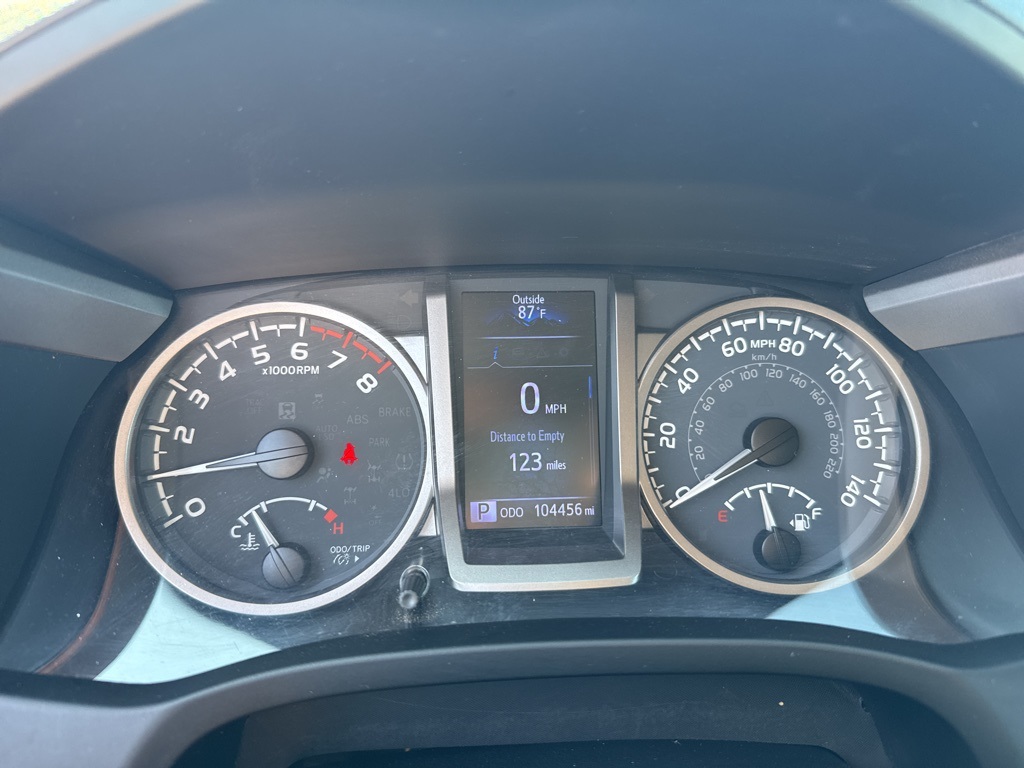 2020 Toyota Tacoma SR5 4x4 photo 15