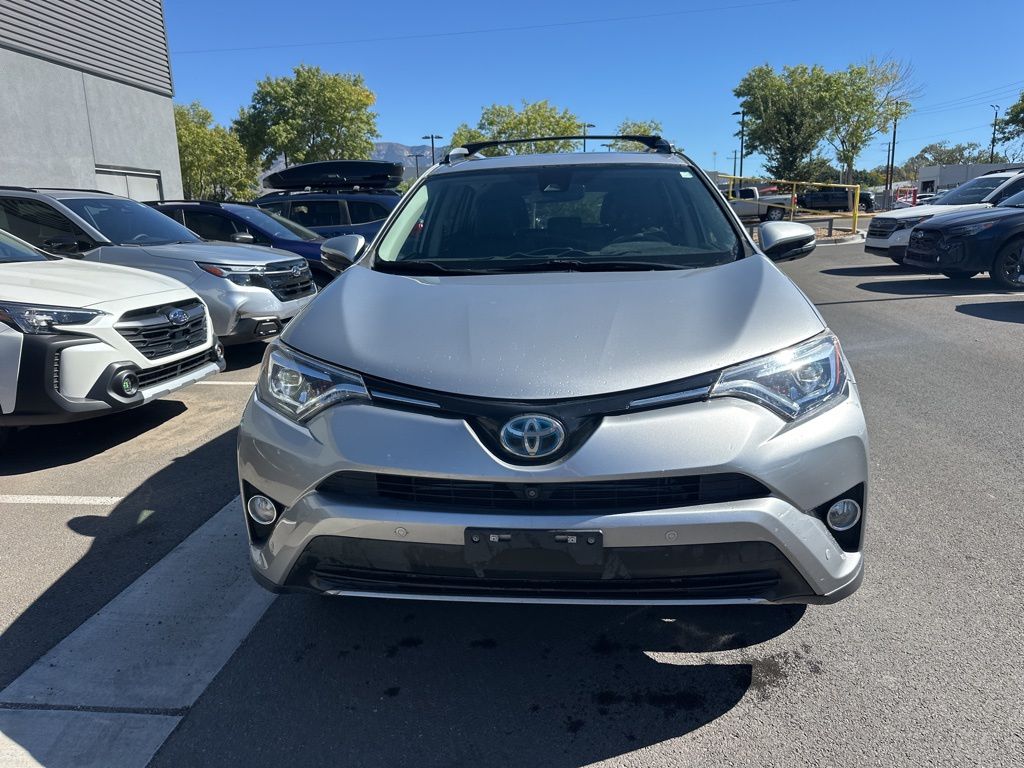 2018 Toyota RAV4 Hybrid Limited photo 2