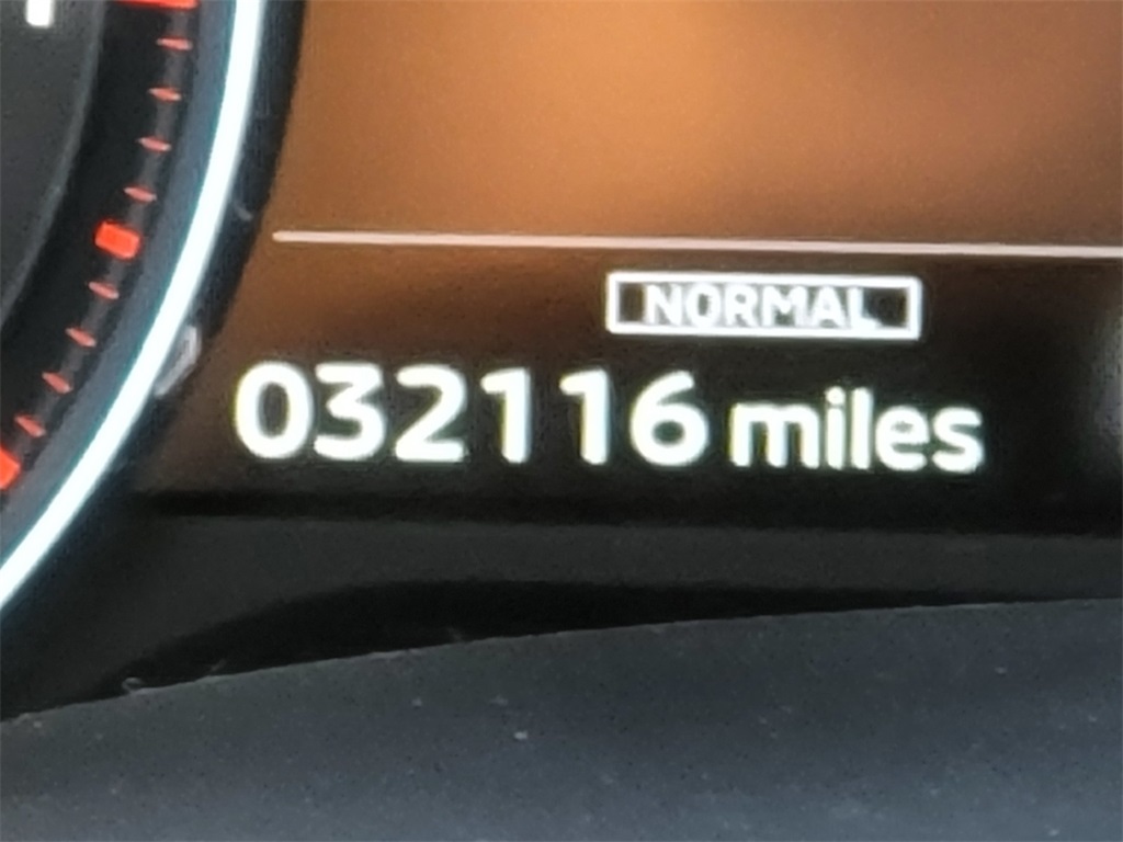 2024 Mitsubishi Outlander SE photo 28