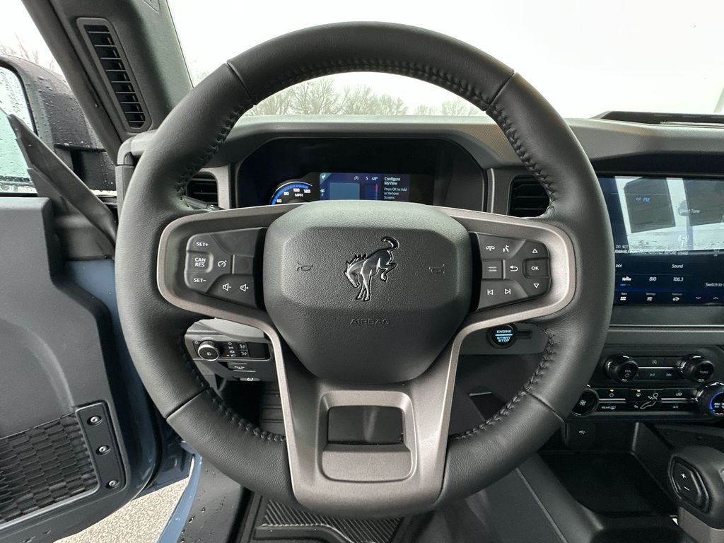 2024 Ford Bronco Big Bend photo 13