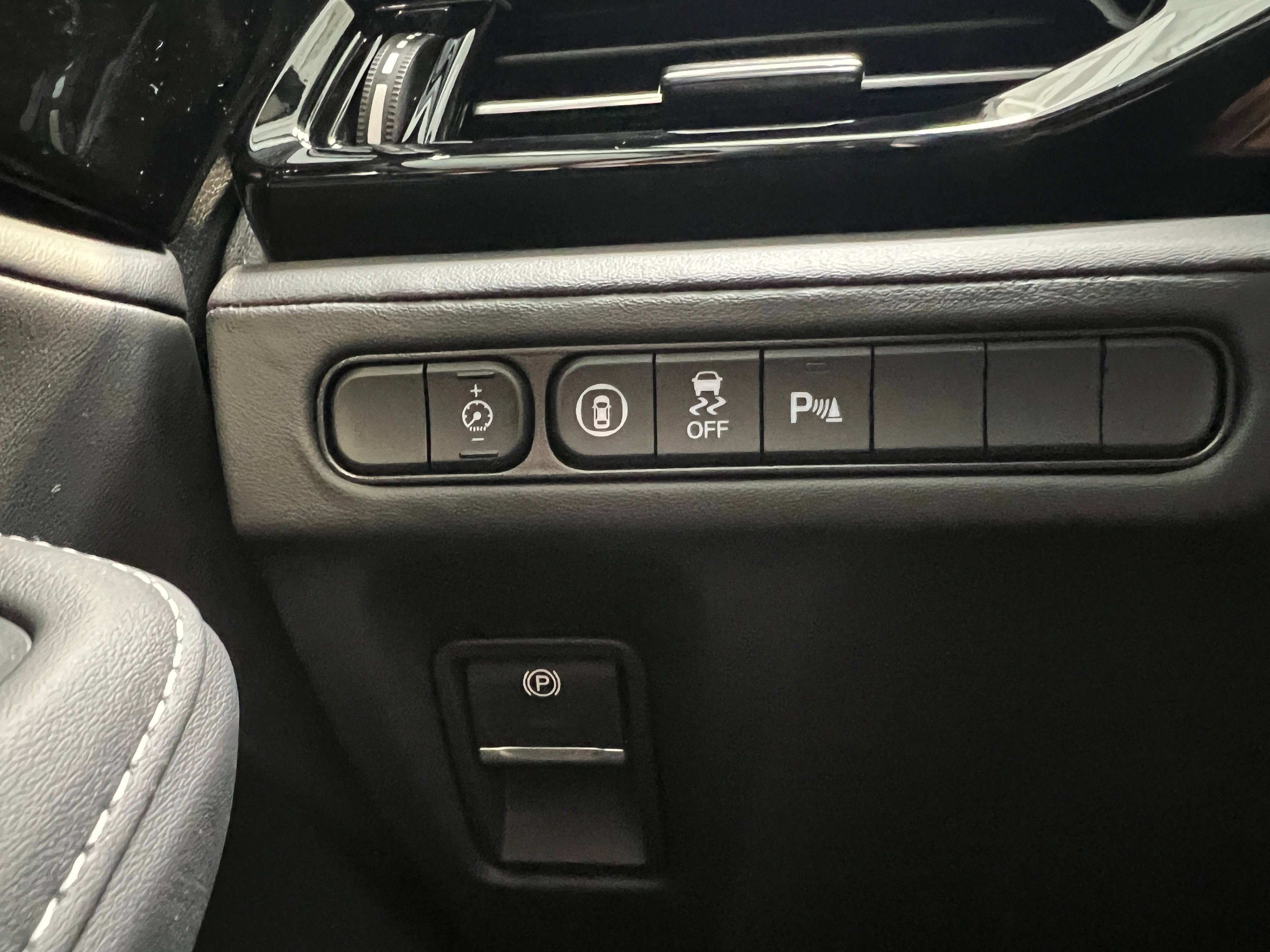 2026 Acura MDX SH-AWD Technology photo 16