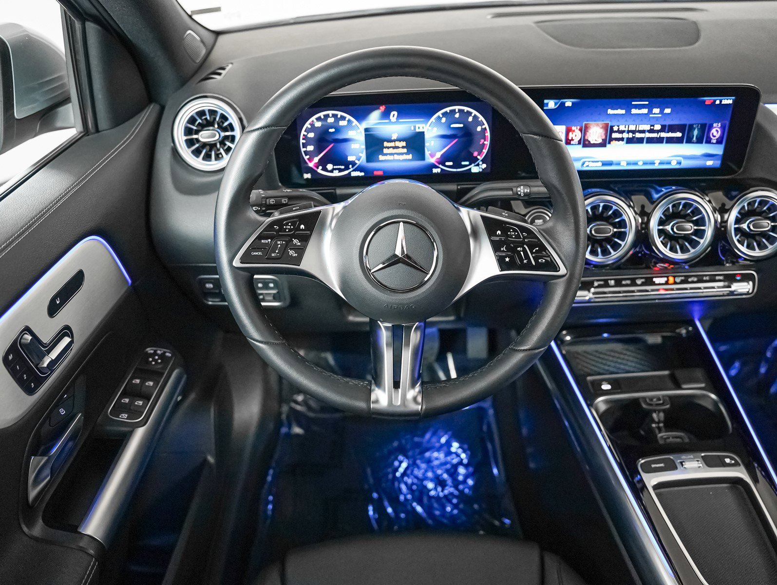 2025 Mercedes Benz GLA 250 photo 11