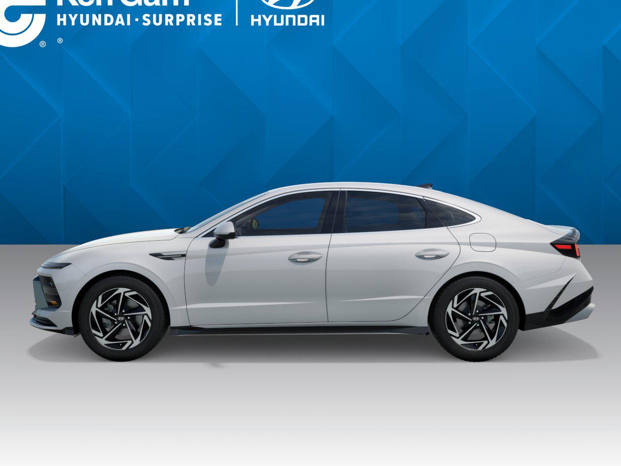 2026 Hyundai Sonata SEL Sport photo 2