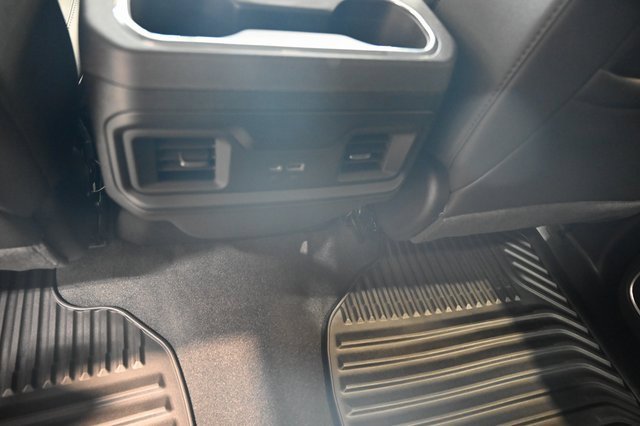 2025 Chevrolet Silverado 2500HD LT photo 21