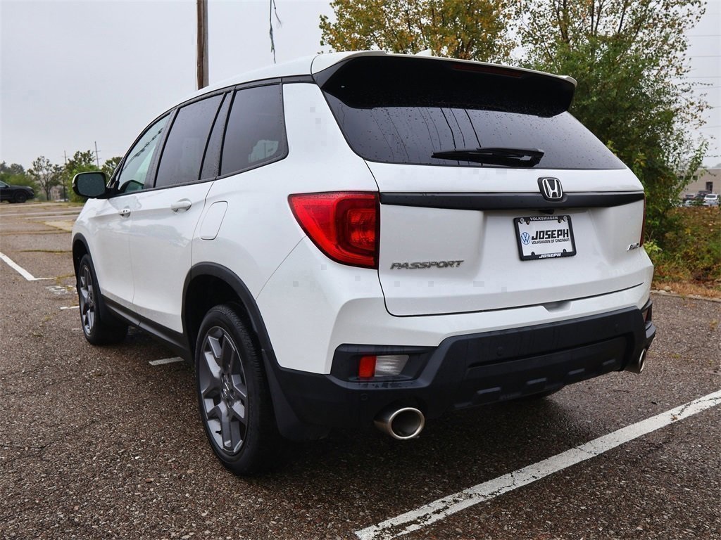 2023 Honda Passport EX-L photo 3