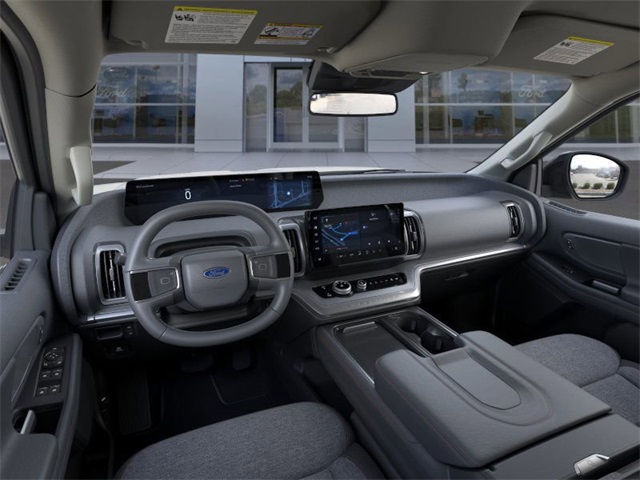 2025 Ford Expedition MAX photo 7