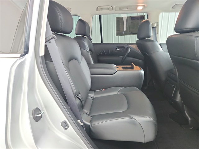 2023 Nissan Armada SL photo 35
