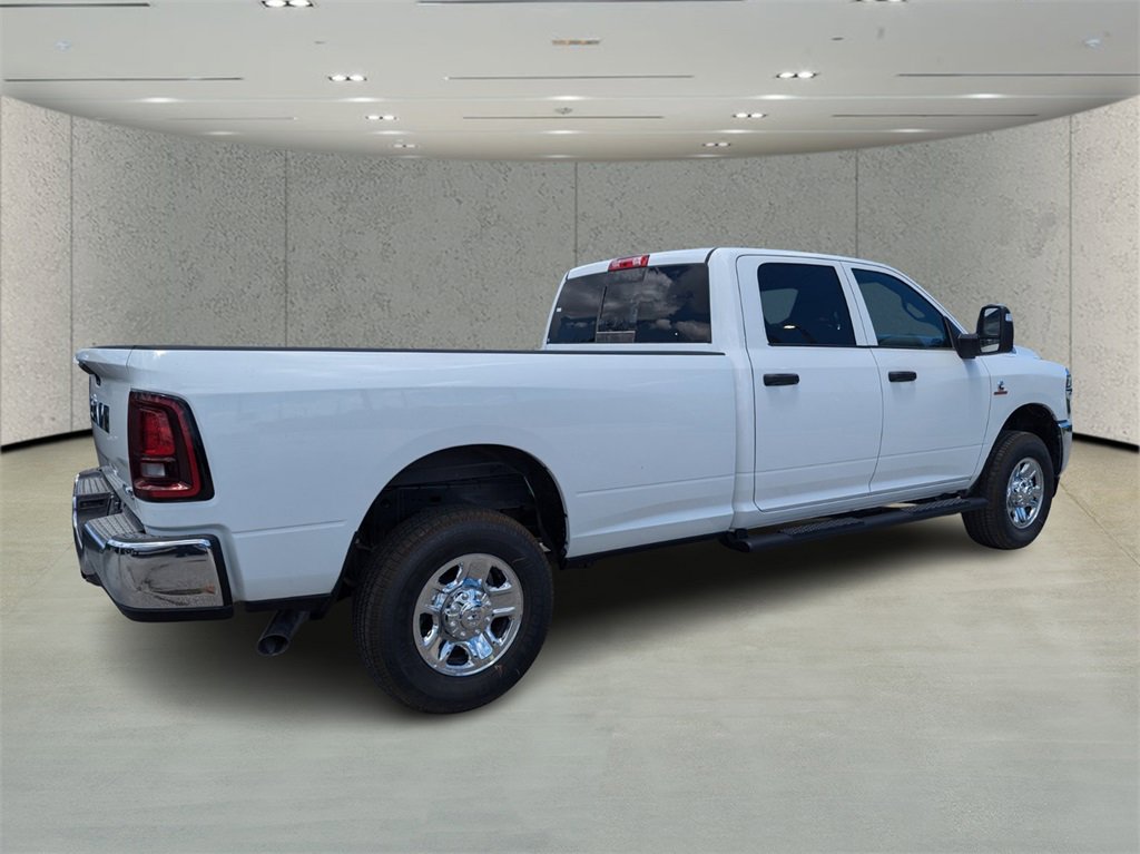 2025 Ram 2500 Tradesman photo 4