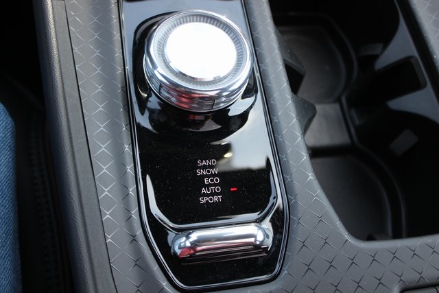 2024 Jeep Wagoneer S Launch Edition photo 9