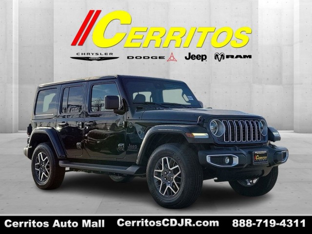 2025 Jeep Wrangler 4-Door Sahara's photo