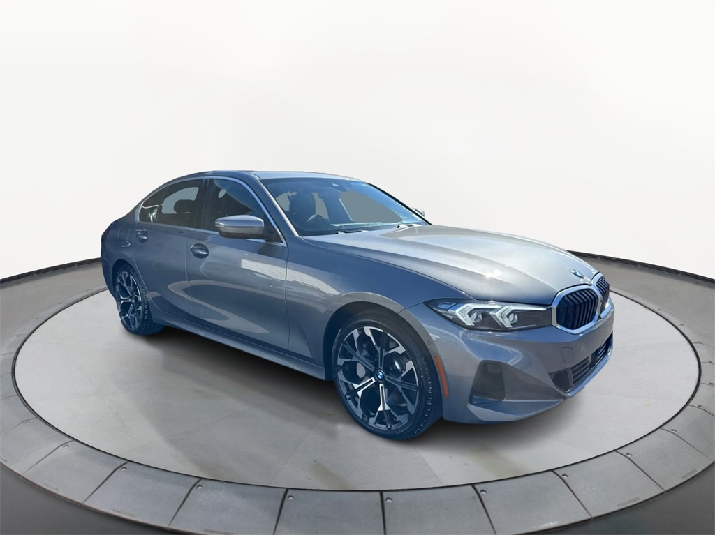 2026 BMW 3 Series 330i's photo