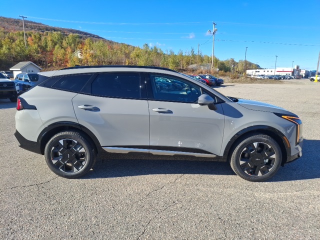 2026 Kia Sportage photo 2