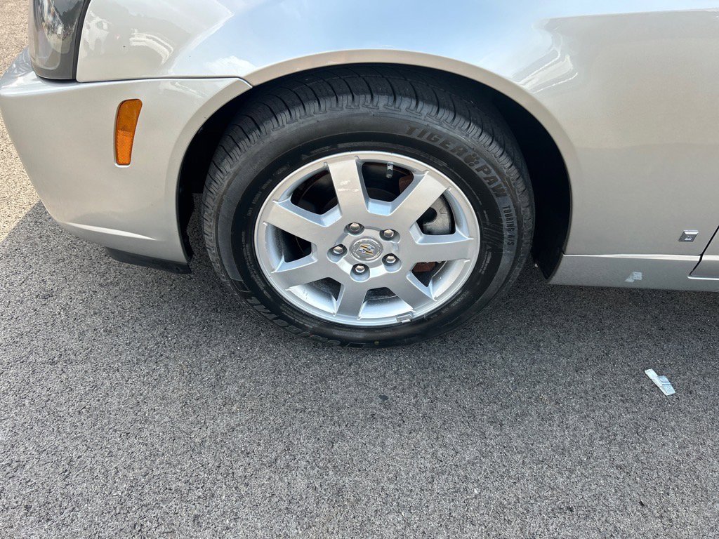 2007 Cadillac CTS Base photo 9